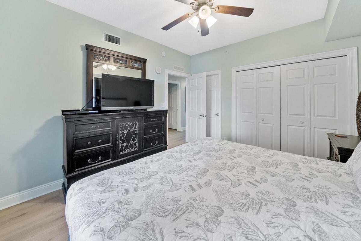 Calypso 1206 West Direct Gulf Front Custom Walk In Shower Apartment *